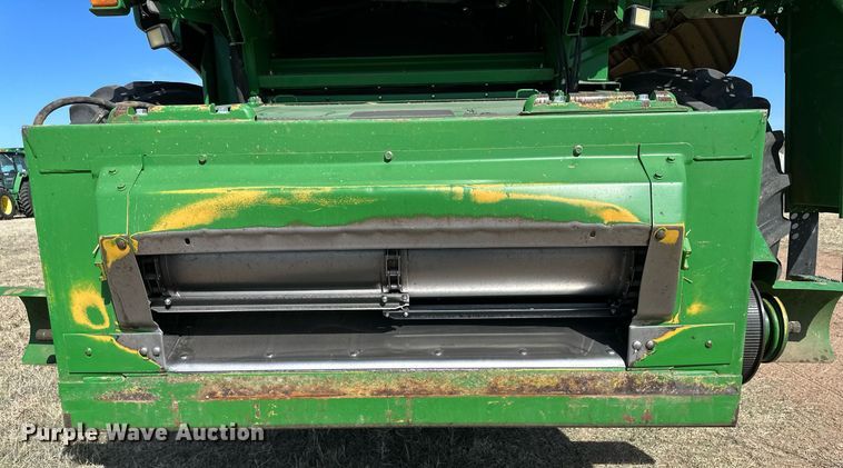 image for item DN6375 2001 John Deere 9750 STS  combine