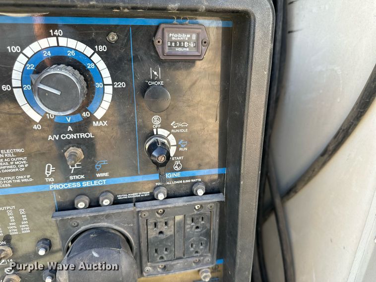 image for item DN6377 2007 Haulmark TS7X14DT2  enclosed cargo service trailer