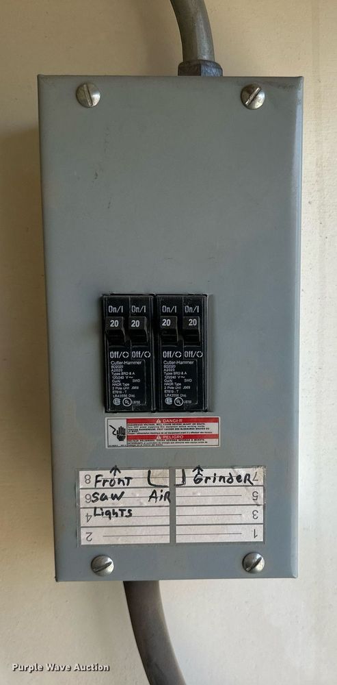 image for item DN6377 2007 Haulmark TS7X14DT2  enclosed cargo service trailer