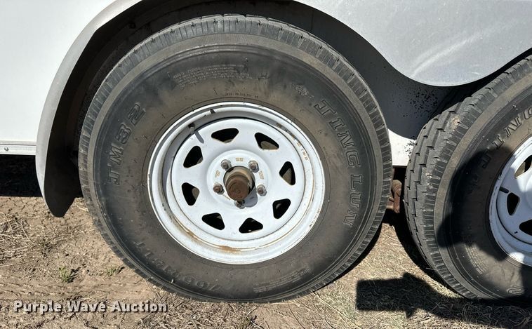 image for item DN6377 2007 Haulmark TS7X14DT2  enclosed cargo service trailer