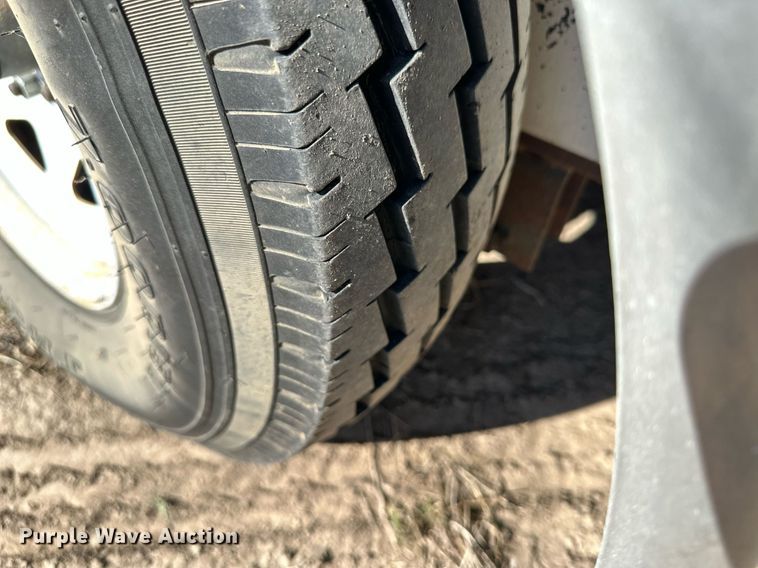 image for item DN6377 2007 Haulmark TS7X14DT2  enclosed cargo service trailer