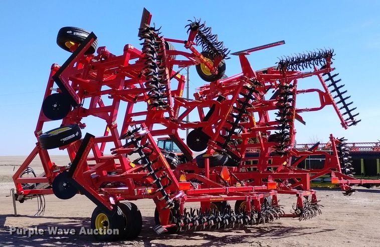 image for item DN6378 2022 Sunflower 3612  sweep plow