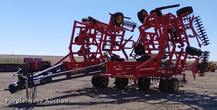 image for item DN6378 2022 Sunflower 3612  sweep plow