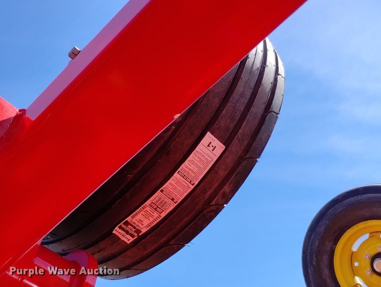 image for item DN6378 2022 Sunflower 3612  sweep plow