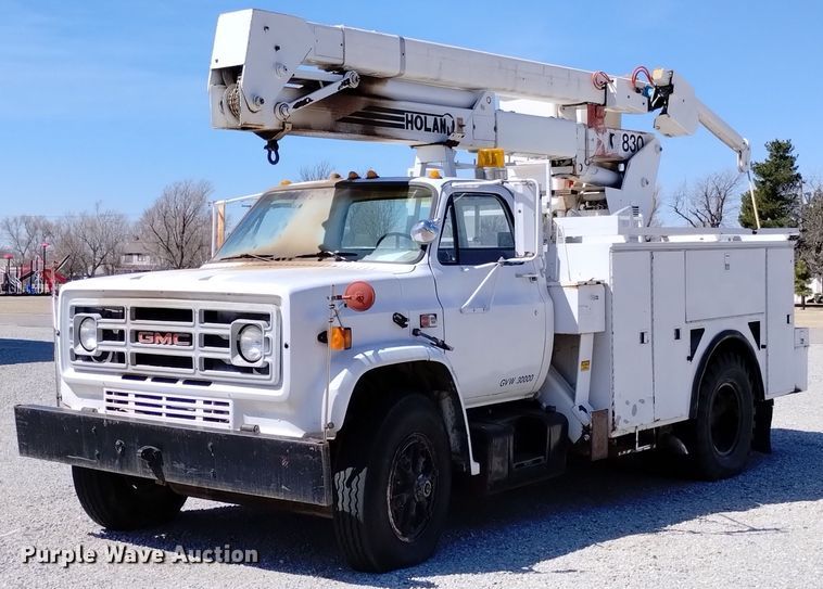 image for item DN6379 1989 GMC 7000  bucket truck