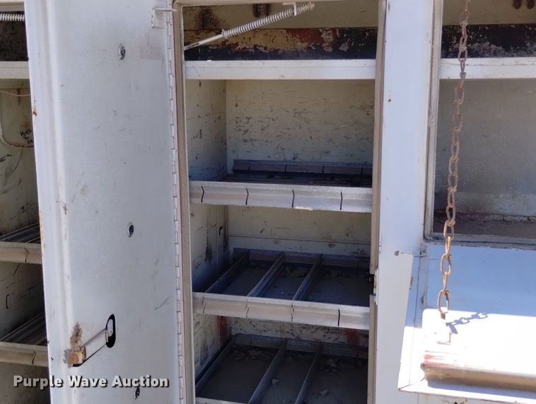 image for item DN6379 1989 GMC 7000  bucket truck