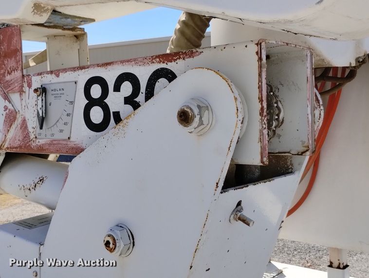 image for item DN6379 1989 GMC 7000  bucket truck