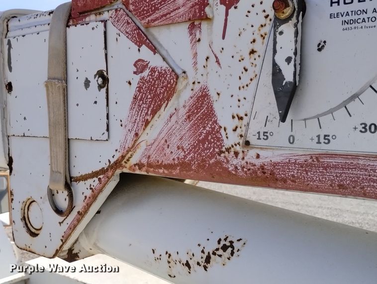 image for item DN6379 1989 GMC 7000  bucket truck