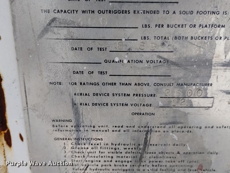 image for item DN6379 1989 GMC 7000  bucket truck