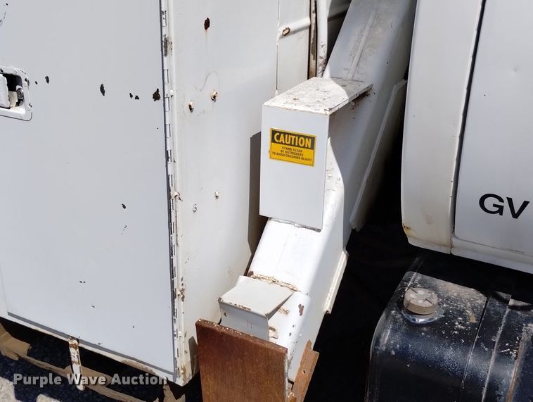 image for item DN6379 1989 GMC 7000  bucket truck