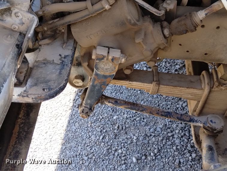 image for item DN6379 1989 GMC 7000  bucket truck