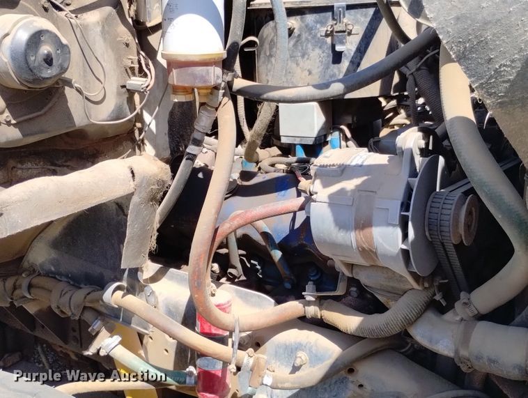 image for item DN6379 1989 GMC 7000  bucket truck