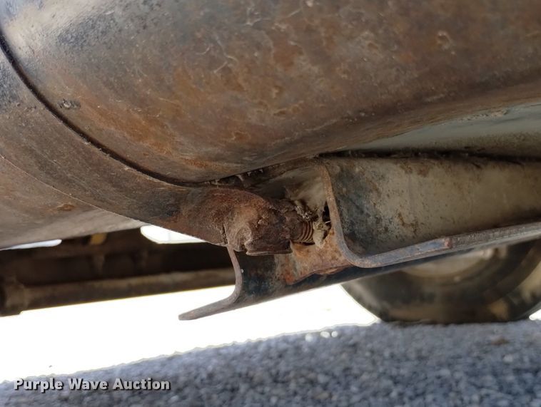 image for item DN6379 1989 GMC 7000  bucket truck