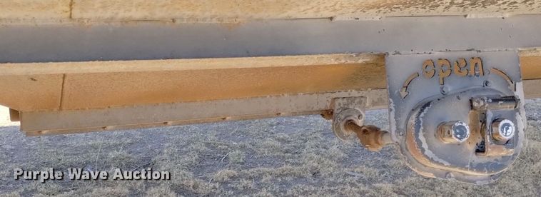 image for item DN6380 2009 Neville Built  grain trailer