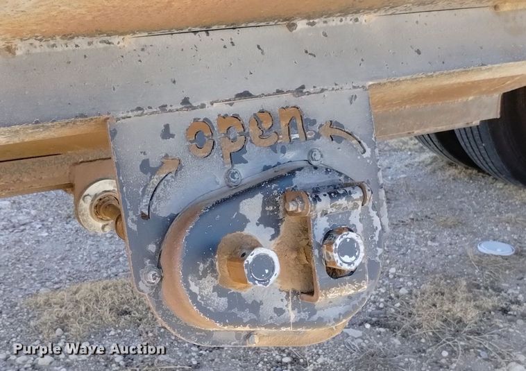 image for item DN6380 2009 Neville Built  grain trailer