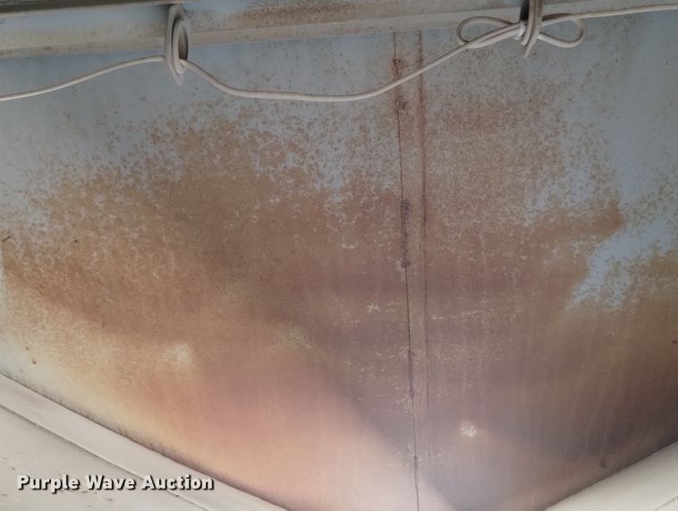 image for item DN6380 2009 Neville Built  grain trailer