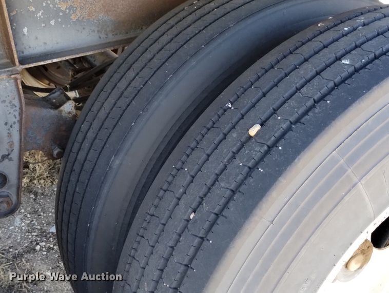 image for item DN6380 2009 Neville Built  grain trailer