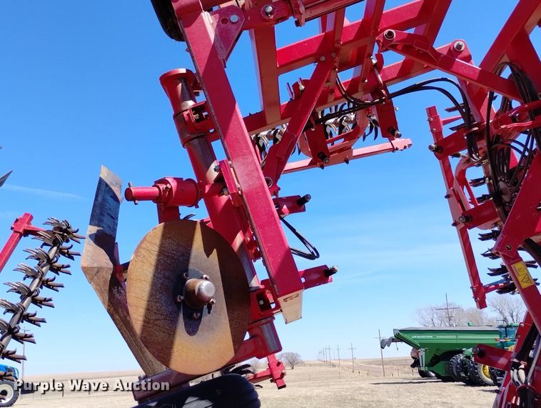 image for item DN6382 2012 Sunflower 3612  sweep plow