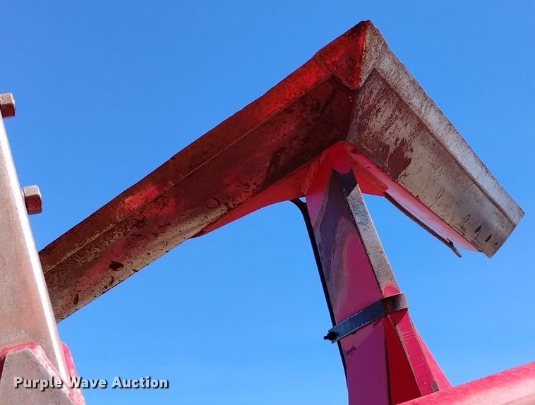 image for item DN6382 2012 Sunflower 3612  sweep plow