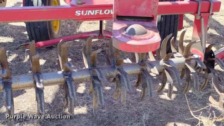 image for item DN6382 2012 Sunflower 3612  sweep plow