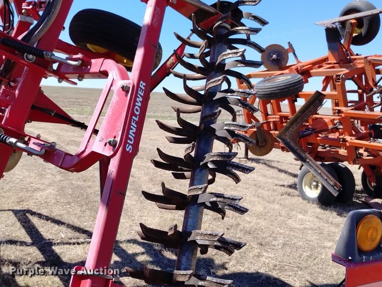 image for item DN6382 2012 Sunflower 3612  sweep plow