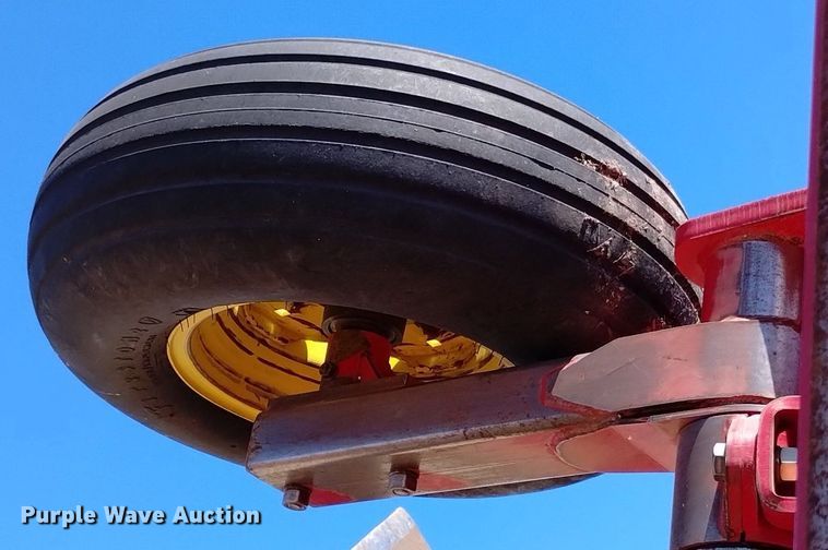 image for item DN6382 2012 Sunflower 3612  sweep plow