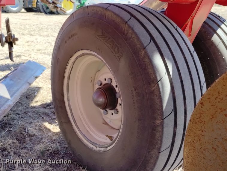 image for item DN6382 2012 Sunflower 3612  sweep plow