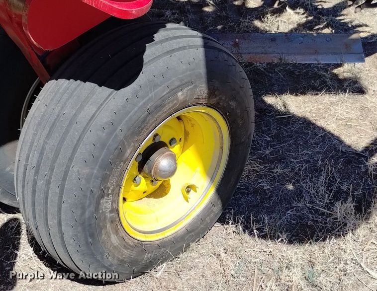 image for item DN6382 2012 Sunflower 3612  sweep plow