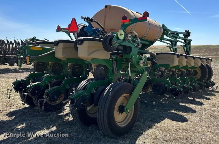 image for item DN6383 2020 Great Plains PL5700  no-till planter