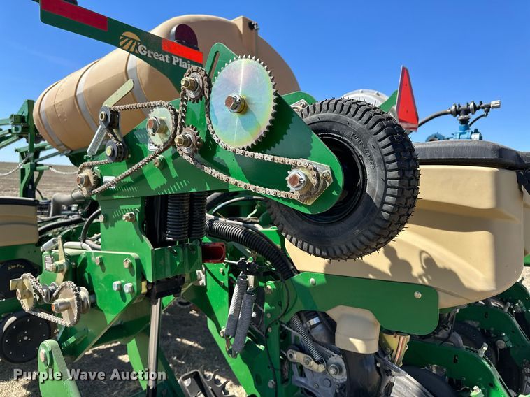 image for item DN6383 2020 Great Plains PL5700  no-till planter