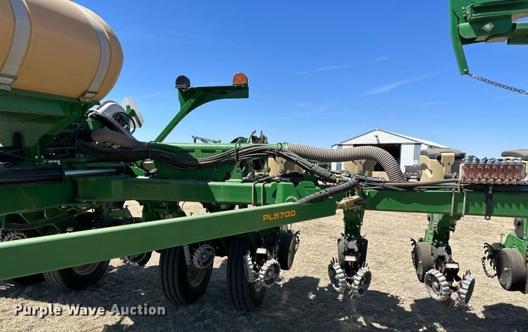 image for item DN6383 2020 Great Plains PL5700  no-till planter