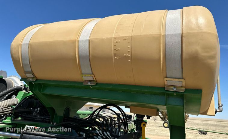 image for item DN6383 2020 Great Plains PL5700  no-till planter