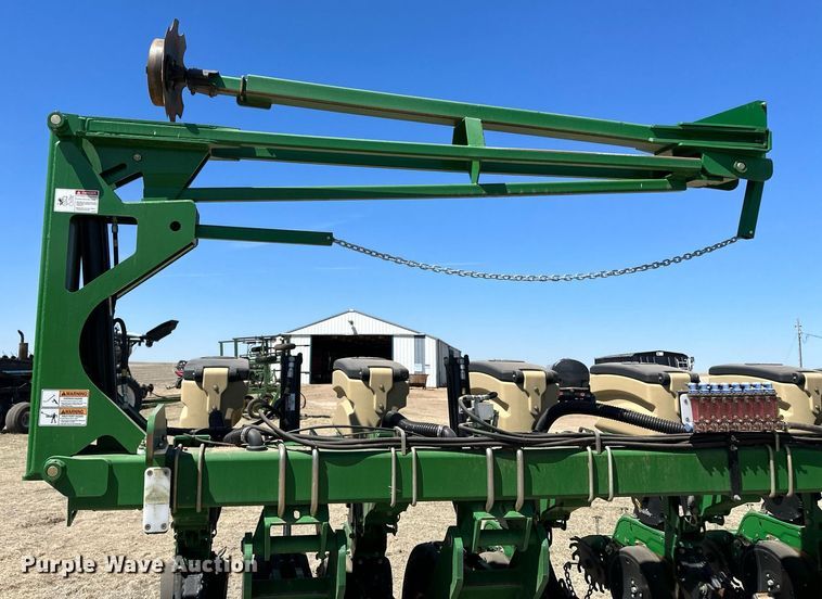 image for item DN6383 2020 Great Plains PL5700  no-till planter