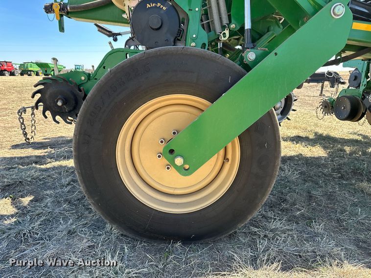 image for item DN6383 2020 Great Plains PL5700  no-till planter