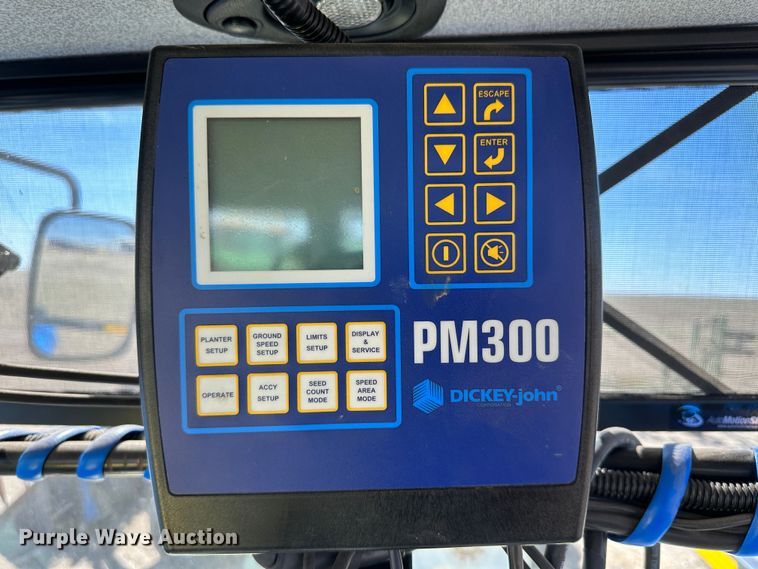 image for item DN6383 2020 Great Plains PL5700  no-till planter