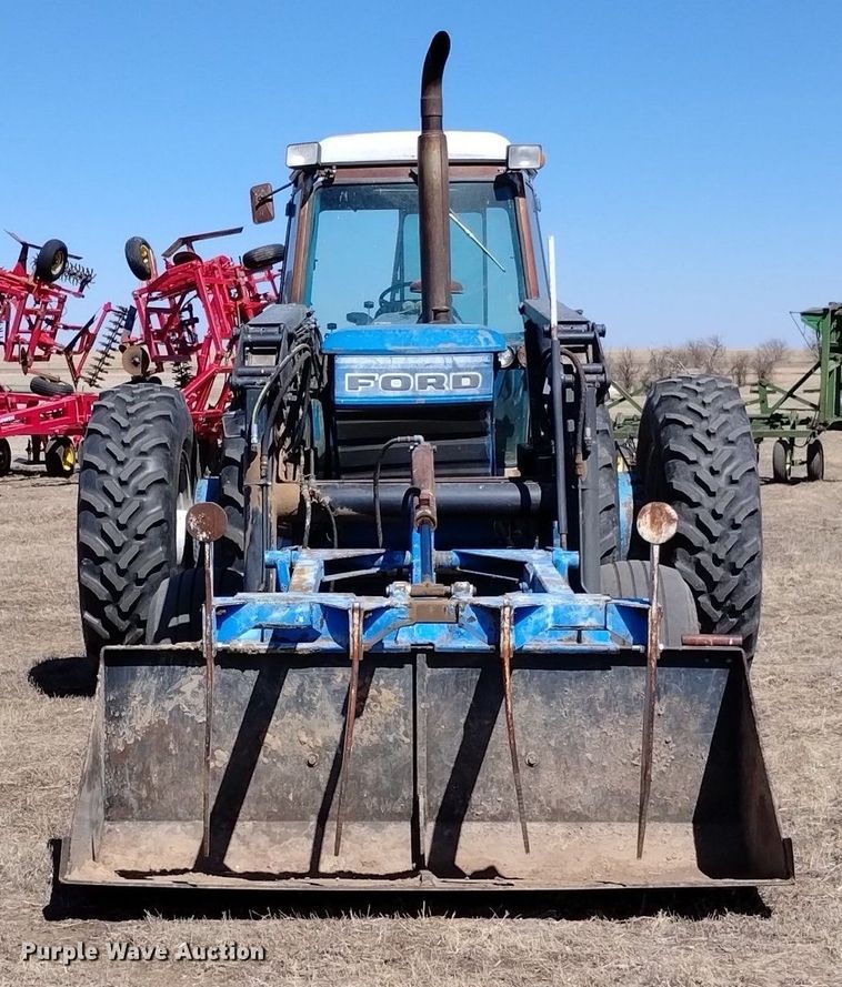 image for item DN6384 1980 Ford TW30  tractor