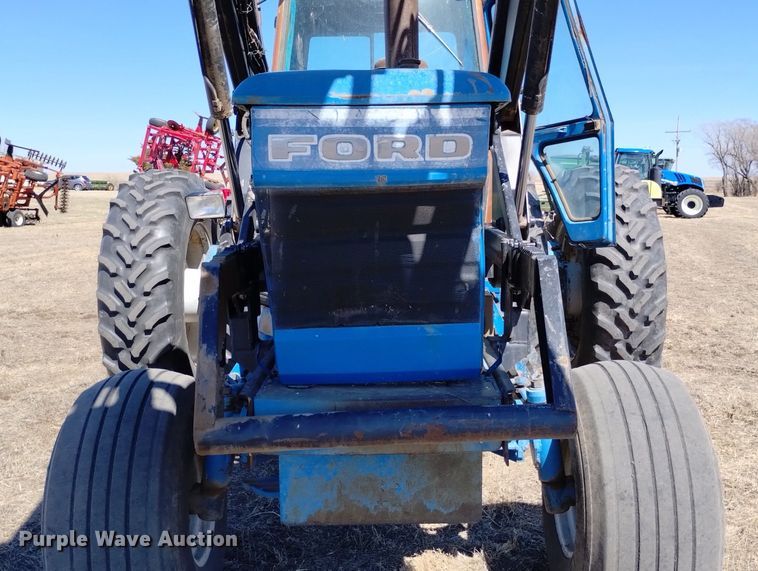 image for item DN6384 1980 Ford TW30  tractor