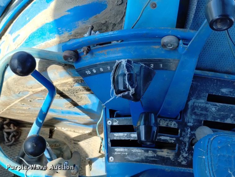 image for item DN6384 1980 Ford TW30  tractor