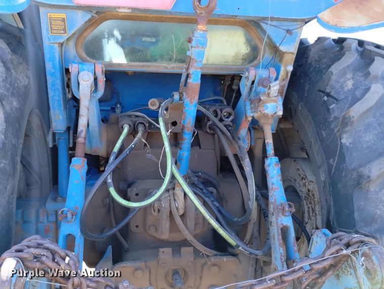 image for item DN6384 1980 Ford TW30  tractor