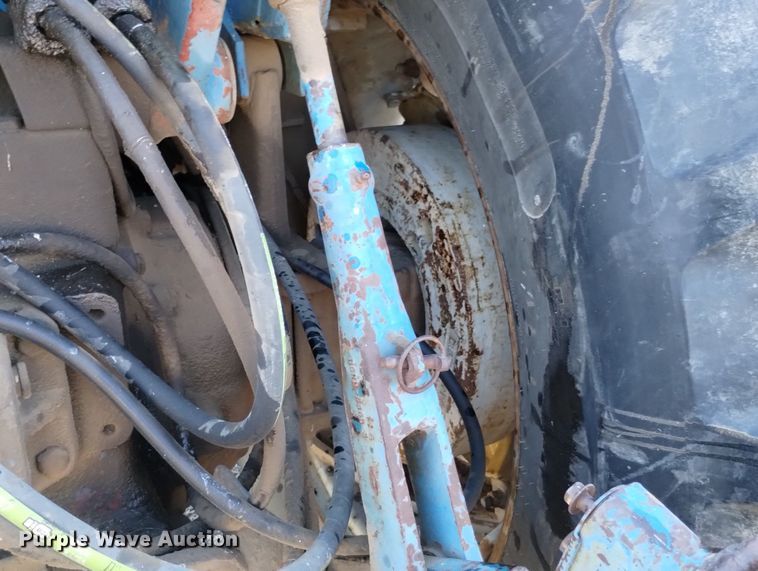 image for item DN6384 1980 Ford TW30  tractor