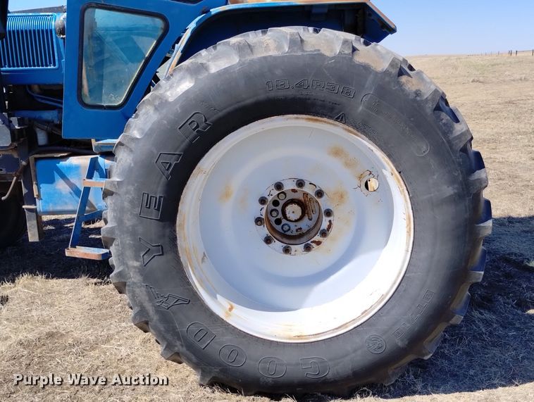 image for item DN6384 1980 Ford TW30  tractor