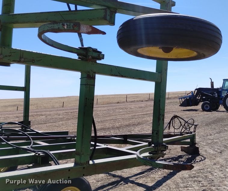 image for item DN6385 John Deere 1600  chisel