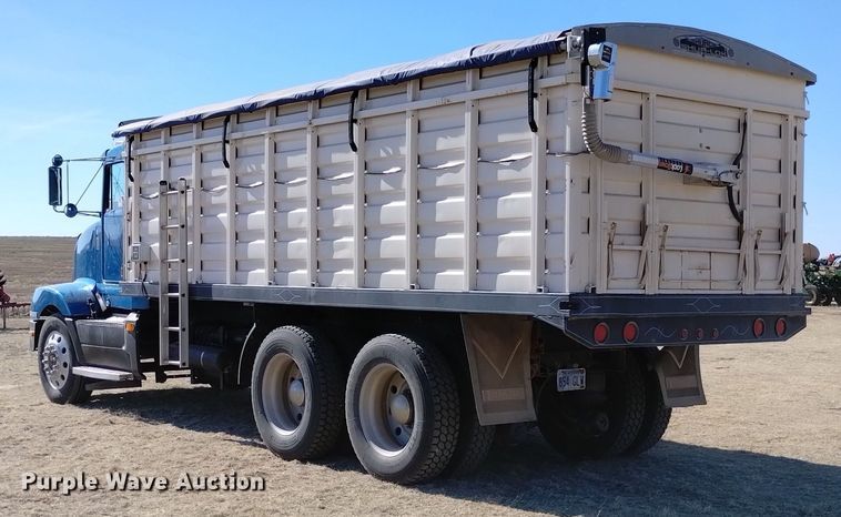 image for item DN6386 1994 Kenworth T800  grain truck