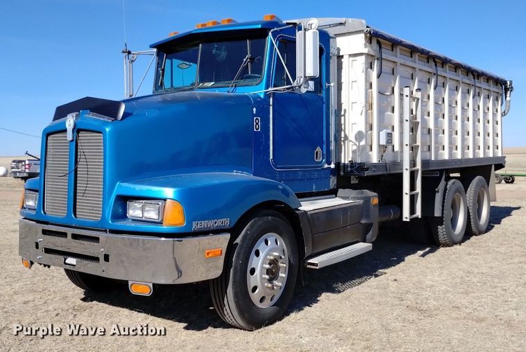 image for item DN6386 1994 Kenworth T800  grain truck