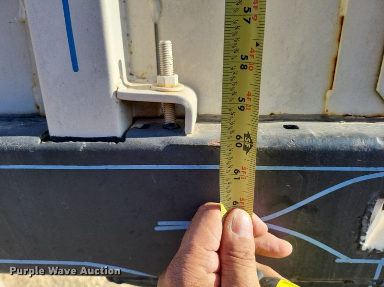 image for item DN6386 1994 Kenworth T800  grain truck