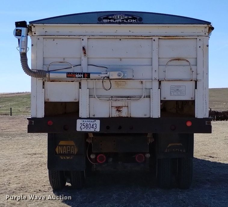 image for item DN6387 1972 Chevrolet C60  grain truck