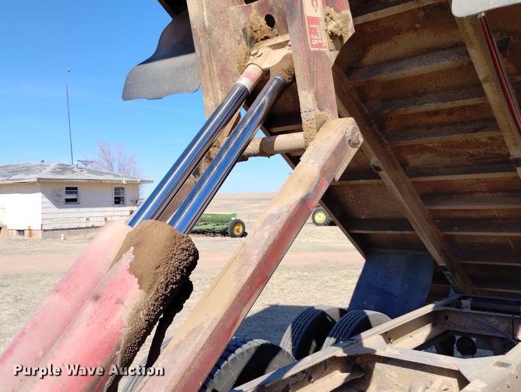 image for item DN6387 1972 Chevrolet C60  grain truck