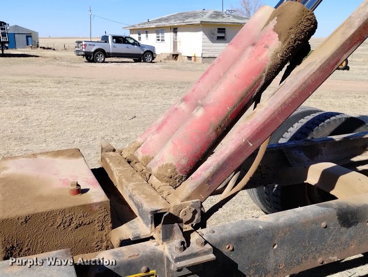 image for item DN6387 1972 Chevrolet C60  grain truck