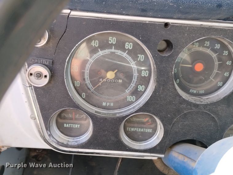 image for item DN6387 1972 Chevrolet C60  grain truck