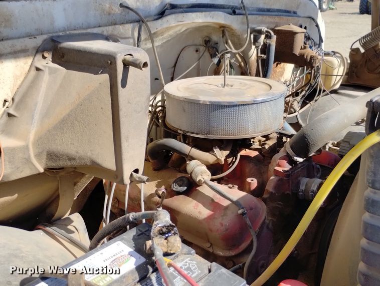 image for item DN6387 1972 Chevrolet C60  grain truck